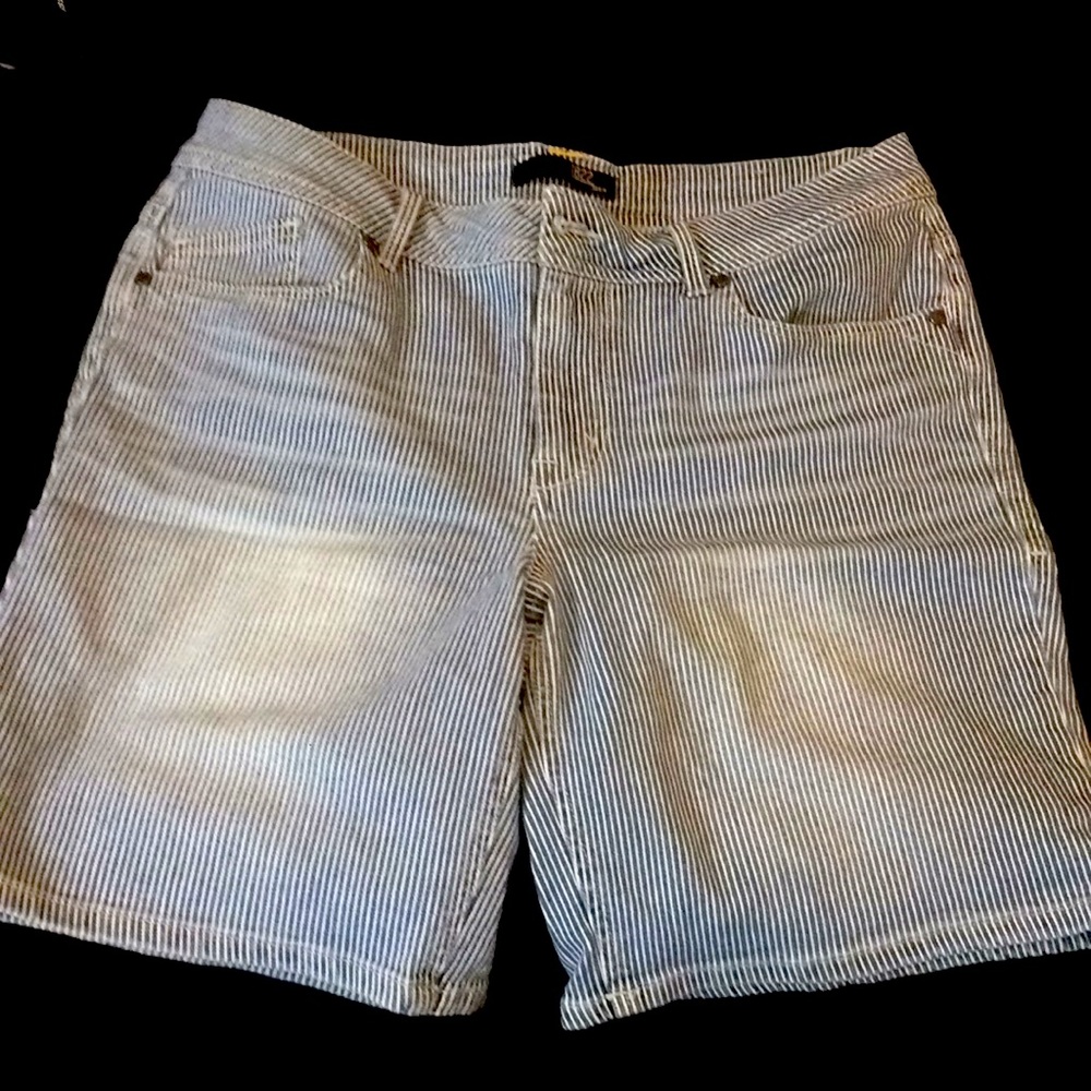 Denim jeans short